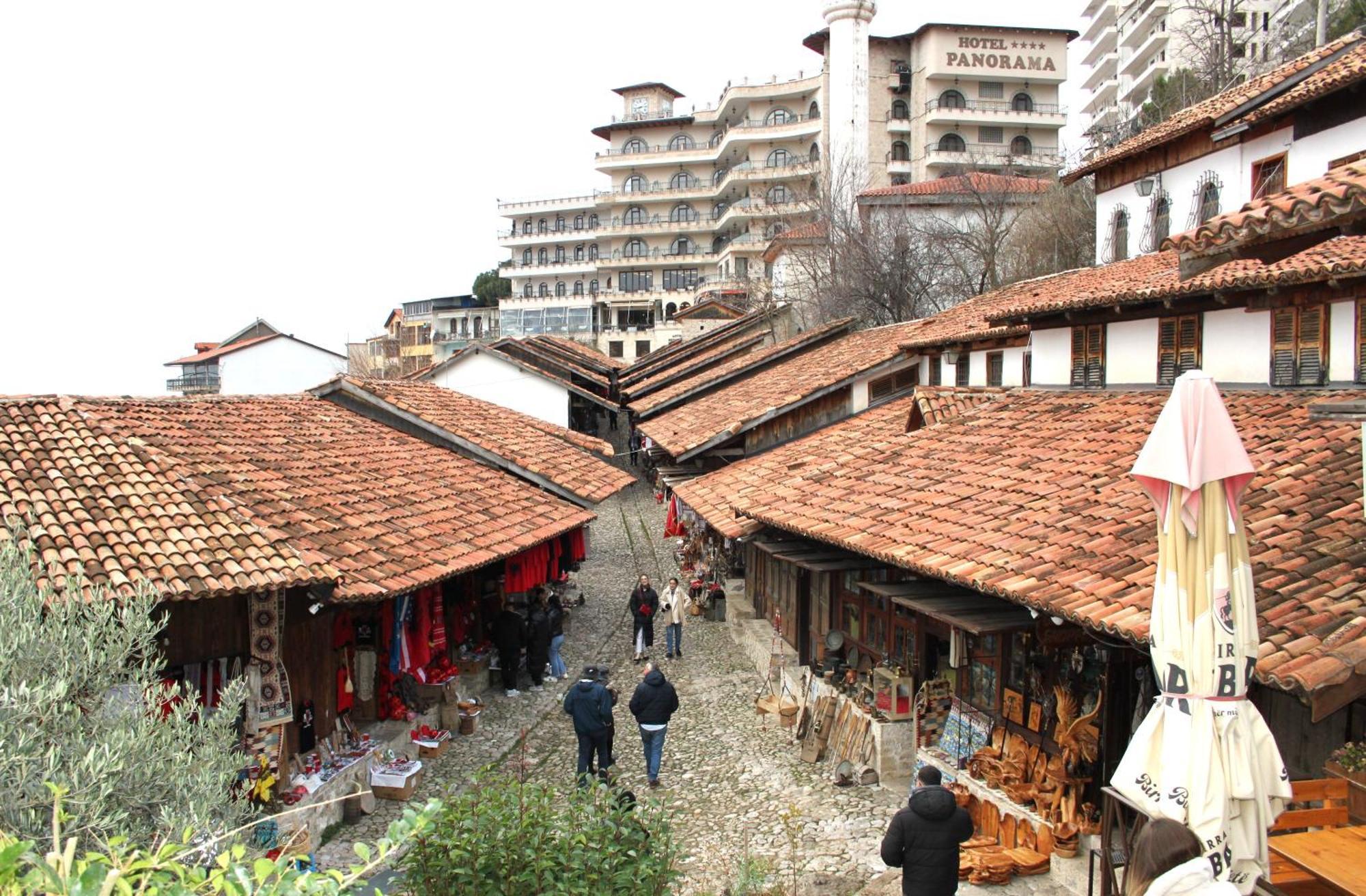Panorama View On The Castle And The Old Town 酒店 4*
