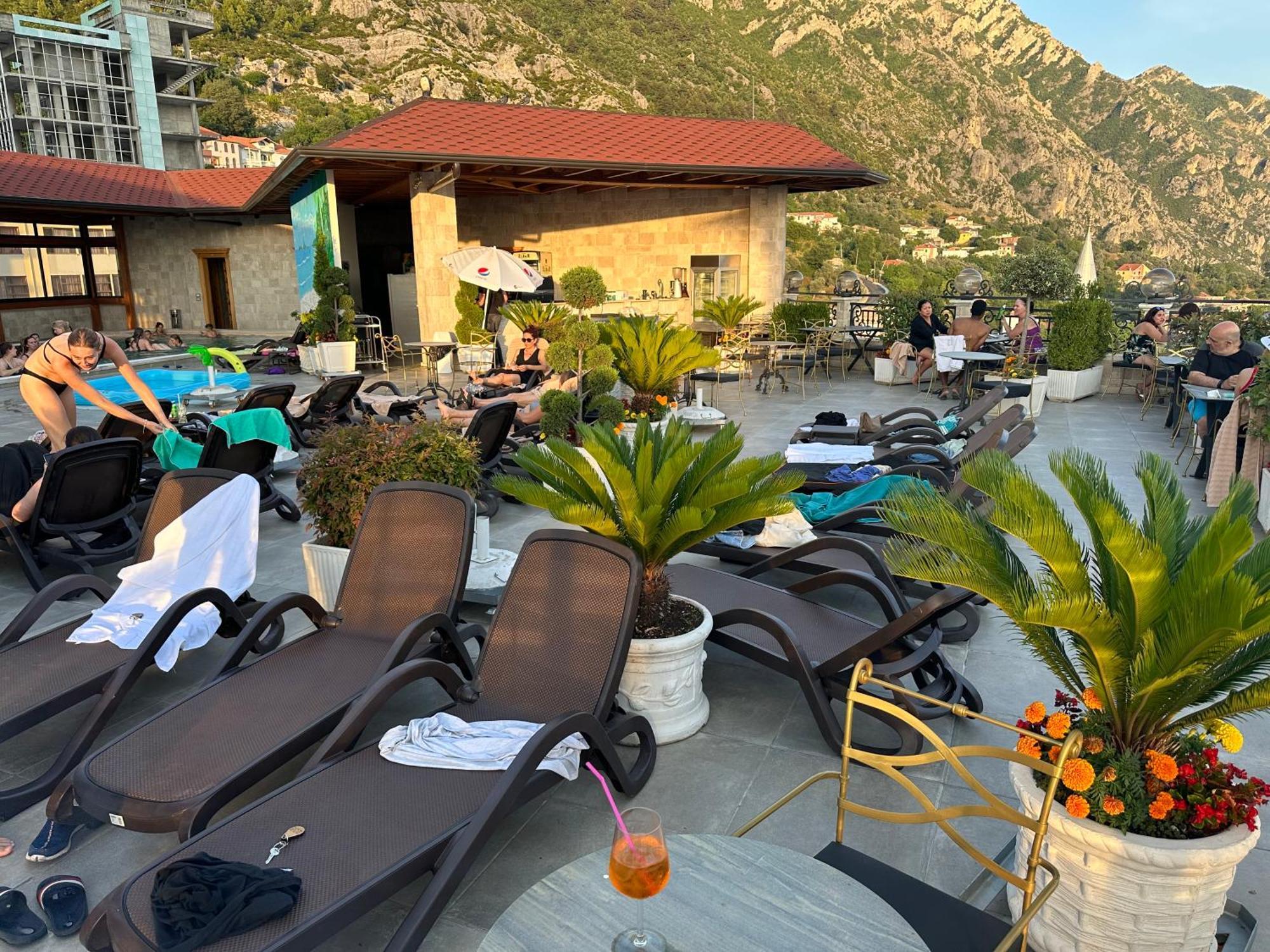 Panorama View On The Castle And The Old Town 4*